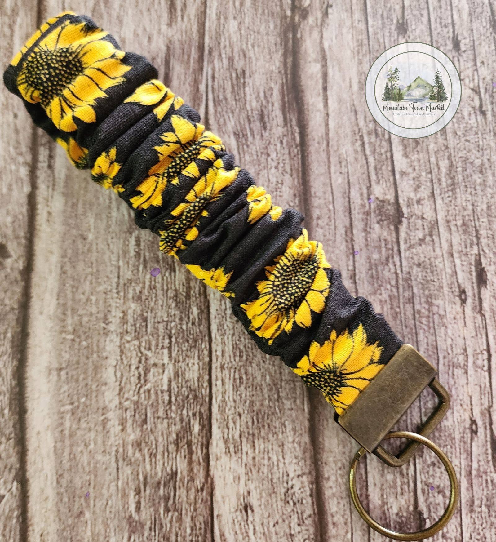 Black Small Scrunch Keychain