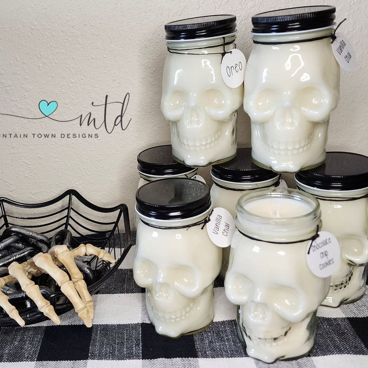 Glass Skull Candle - Chocolate Chip Cookie Scent