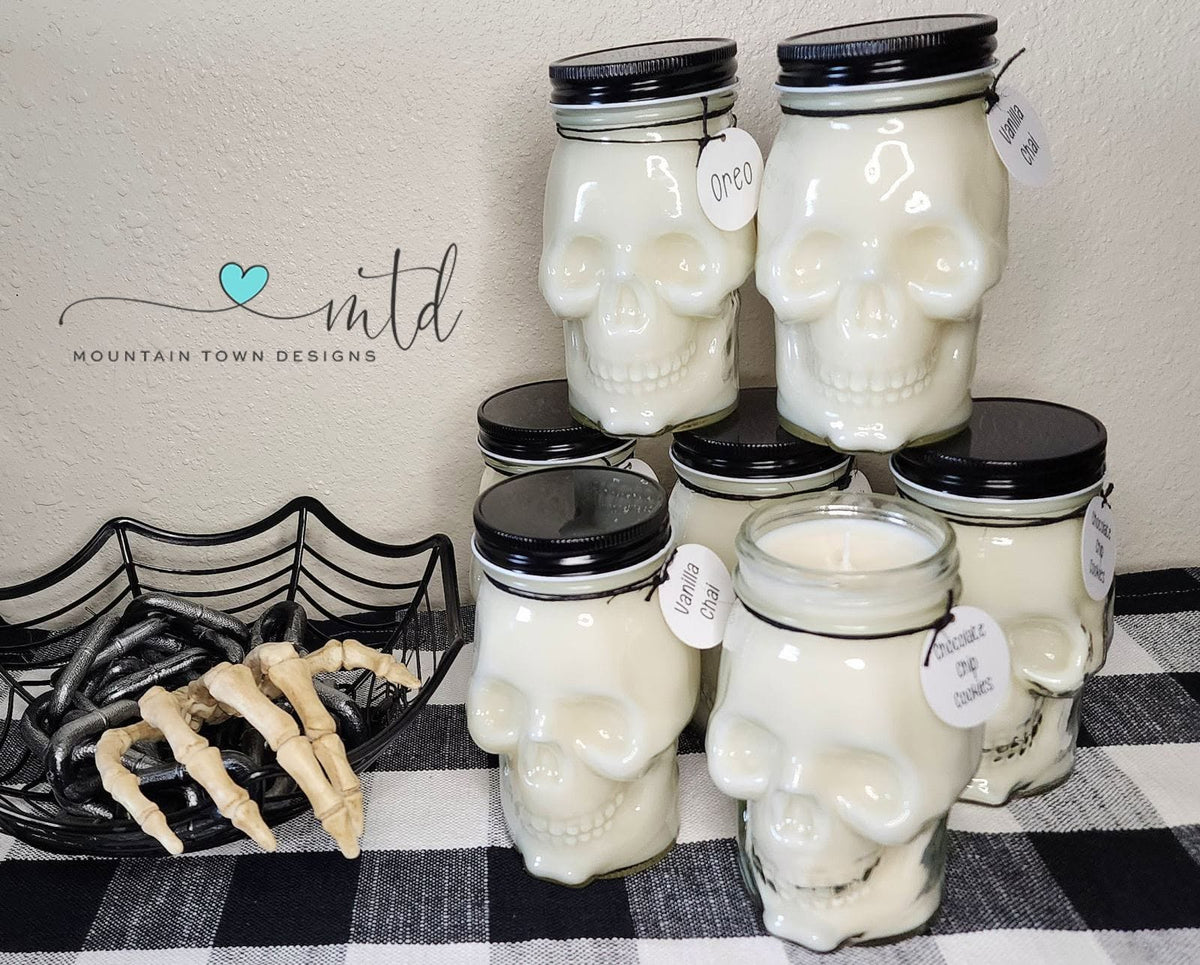 Glass Skull Candle - Vanilla Chai