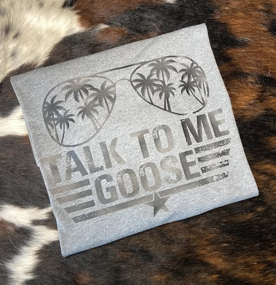 Talk to me Goose Tshirt - Size XL